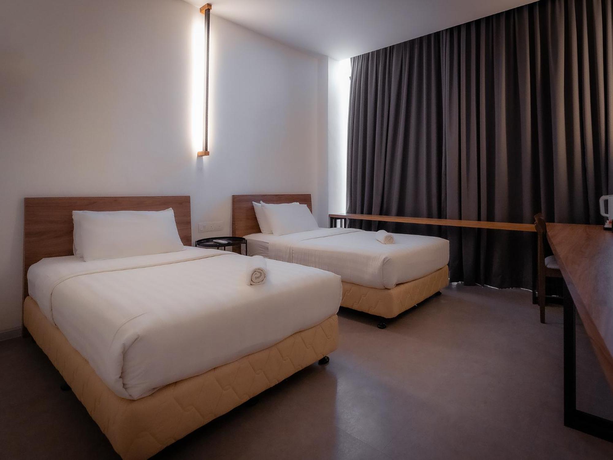 ที+ พรีเมียม โฮเต็ล Hotel อลอร์สตาร์ ภายนอก รูปภาพ