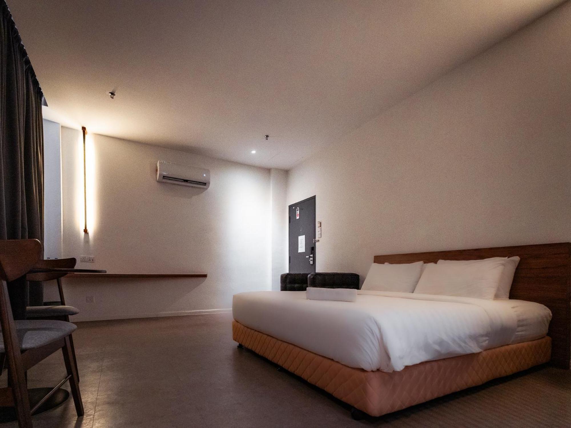 ที+ พรีเมียม โฮเต็ล Hotel อลอร์สตาร์ ภายนอก รูปภาพ